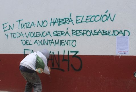 Manifestantes-Instituto-Electoral-Participacion-Ciudadana_MILIMA20150515_0291_8